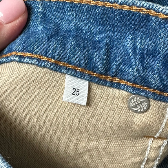 NWT rag & bone Maya High Rise Shorty Shorts Denim Size 25 Cuffed Jean - Picture 6 of 8